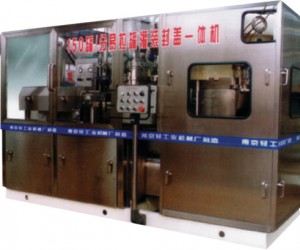 MÁY RỬA - CHIẾT RÓT VÀ ĐÓNG NẮP CHAI TỰ ĐỘNG (3 IN 1)